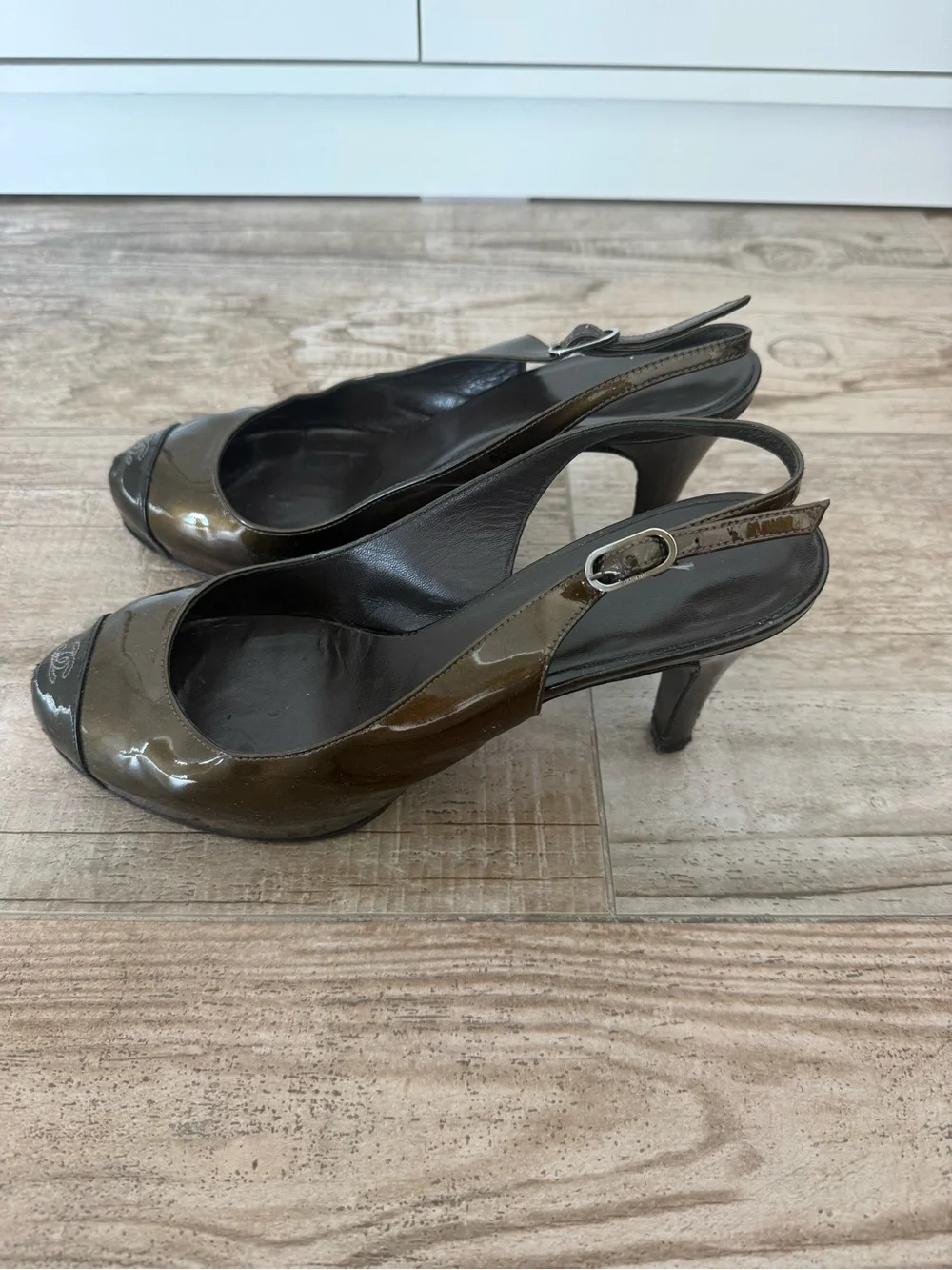 CHANEL Olive Green and Black Patent Leather Slingback Pumps vintage